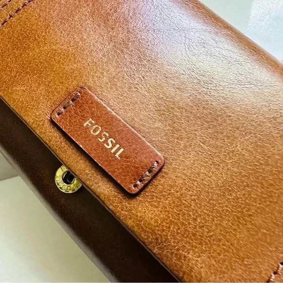 Fossil Ladies Ellis Brown Clutch Large Leather Wallet - Picture 10 of 10